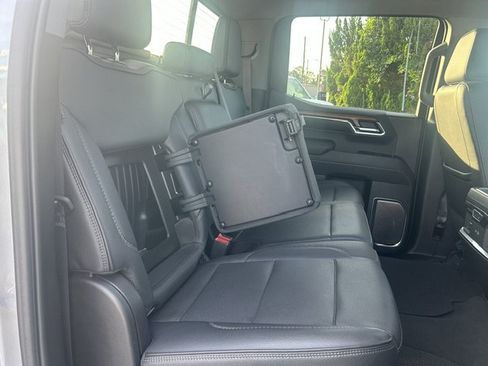 Used 2023 GMC Sierra 1500 Denali w/ Technology Package AWD/4WD image 13