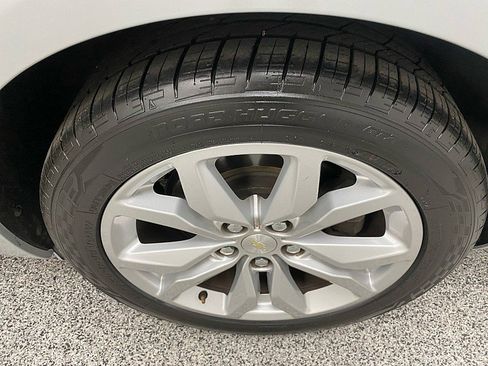 Used 2019 Chevrolet Impala LT image 20