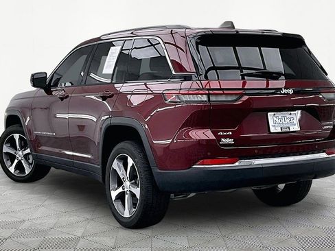 Used 2024 Jeep Grand Cherokee Limited AWD/4WD image 13