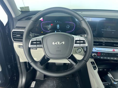 New 2025 Kia Telluride EX image 16