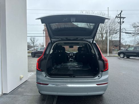 Used 2026 Volvo XC90 B6 Plus w/ Protection Package Premier AWD/4WD image 9