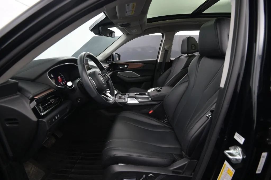 Used 2022 Acura MDX SH-AWD image 39