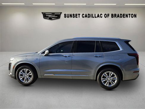 New 2025 Cadillac XT6 Luxury image 42