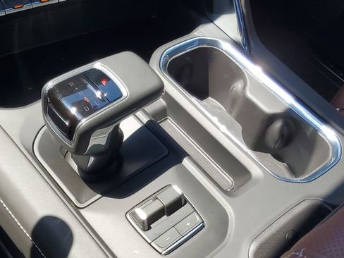 New 2026 GMC Sierra 1500 Denali Ultimate AWD/4WD image 12