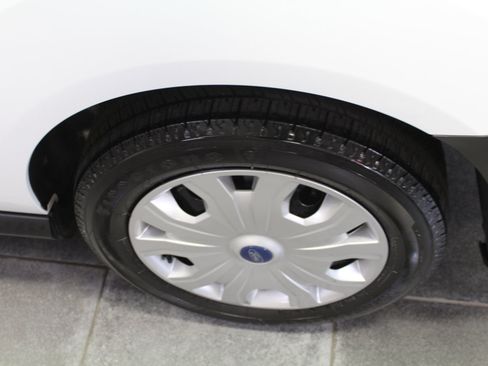 Used 2023 Ford Transit Connect XL image 30