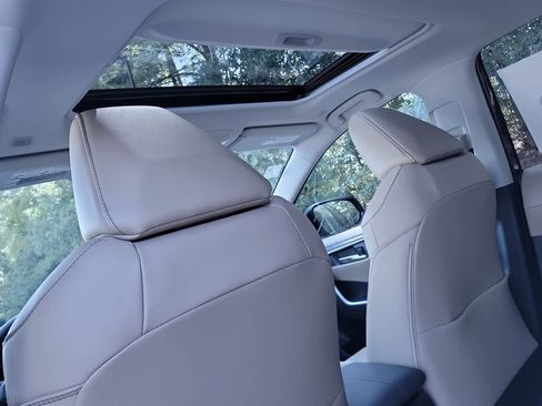 Certified 2025 Toyota RAV4 XLE Premium image 29