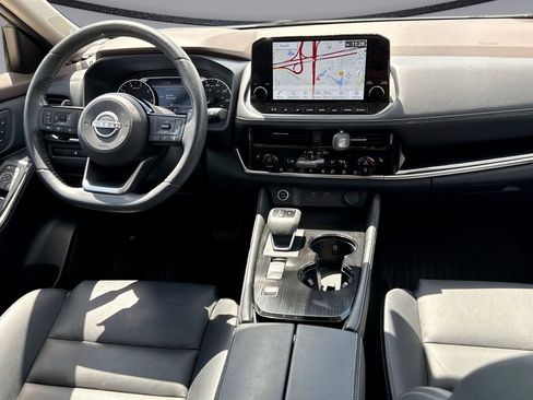 Used 2023 Nissan Rogue SL w/ SL Premium Package FWD image 19
