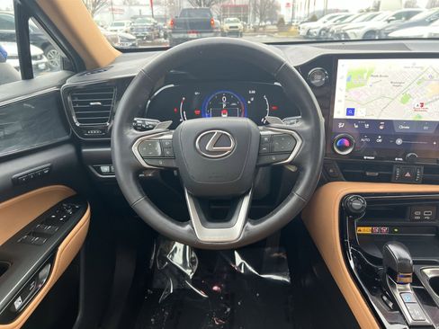 Used 2024 Lexus NX 350 AWD w/ Vision Package image 16