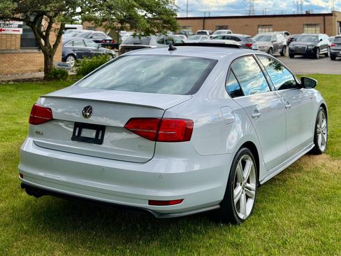 Used 2017 Volkswagen Jetta GLI FWD image 7