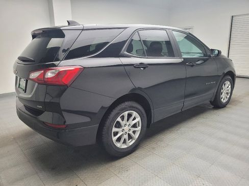 Used 2021 Chevrolet Equinox LS w/ LS Convenience Package AWD/4WD image 10