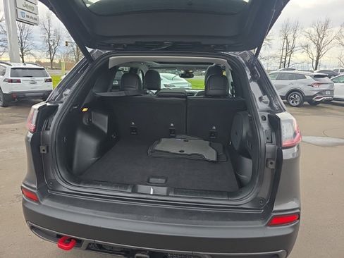 Certified 2022 Jeep Cherokee Trailhawk w/ Sun, Sound & Nav Group image 12