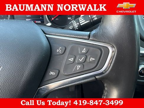 Used 2020 Chevrolet Equinox LT FWD image 23