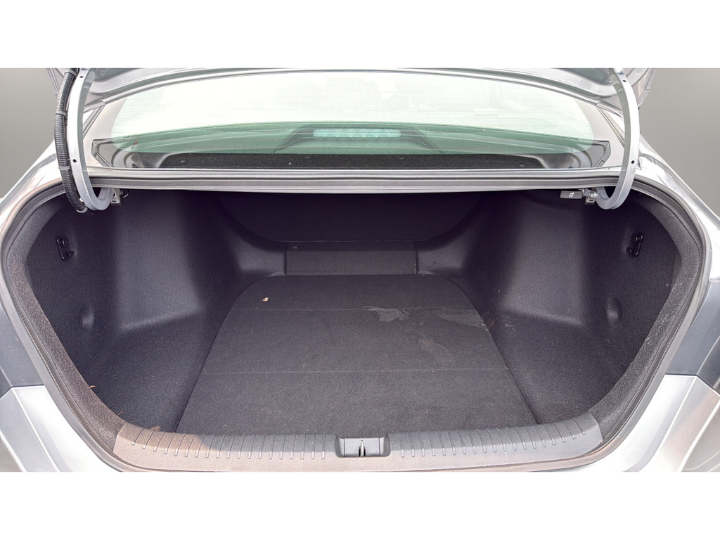 Used 2025 Honda Accord LX image 17