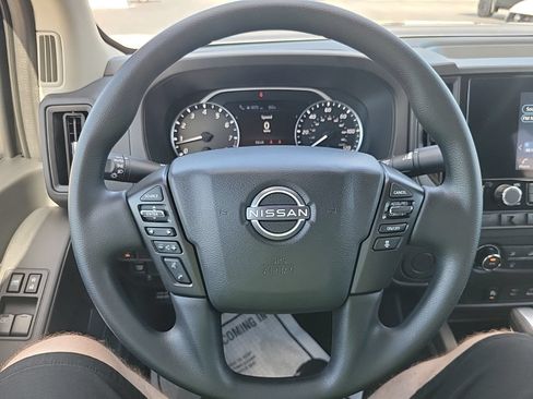 Used 2025 Nissan Frontier S RWD image 13