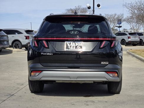 Used 2025 Hyundai Tucson SEL FWD image 13