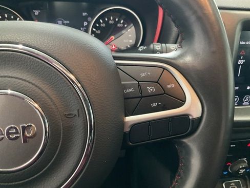 Used 2018 Jeep Compass Trailhawk image 11