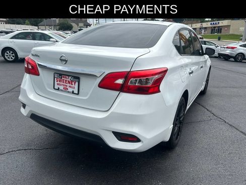 Used 2016 Nissan Sentra S FWD image 4