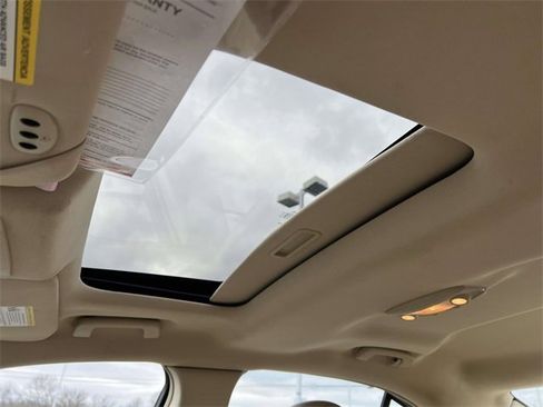 Used 2014 Ford Taurus Limited w/ Equipment Group 301A image 23