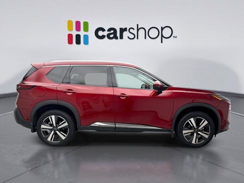 Used 2023 Nissan Rogue SL w/ SL Premium Package image 6