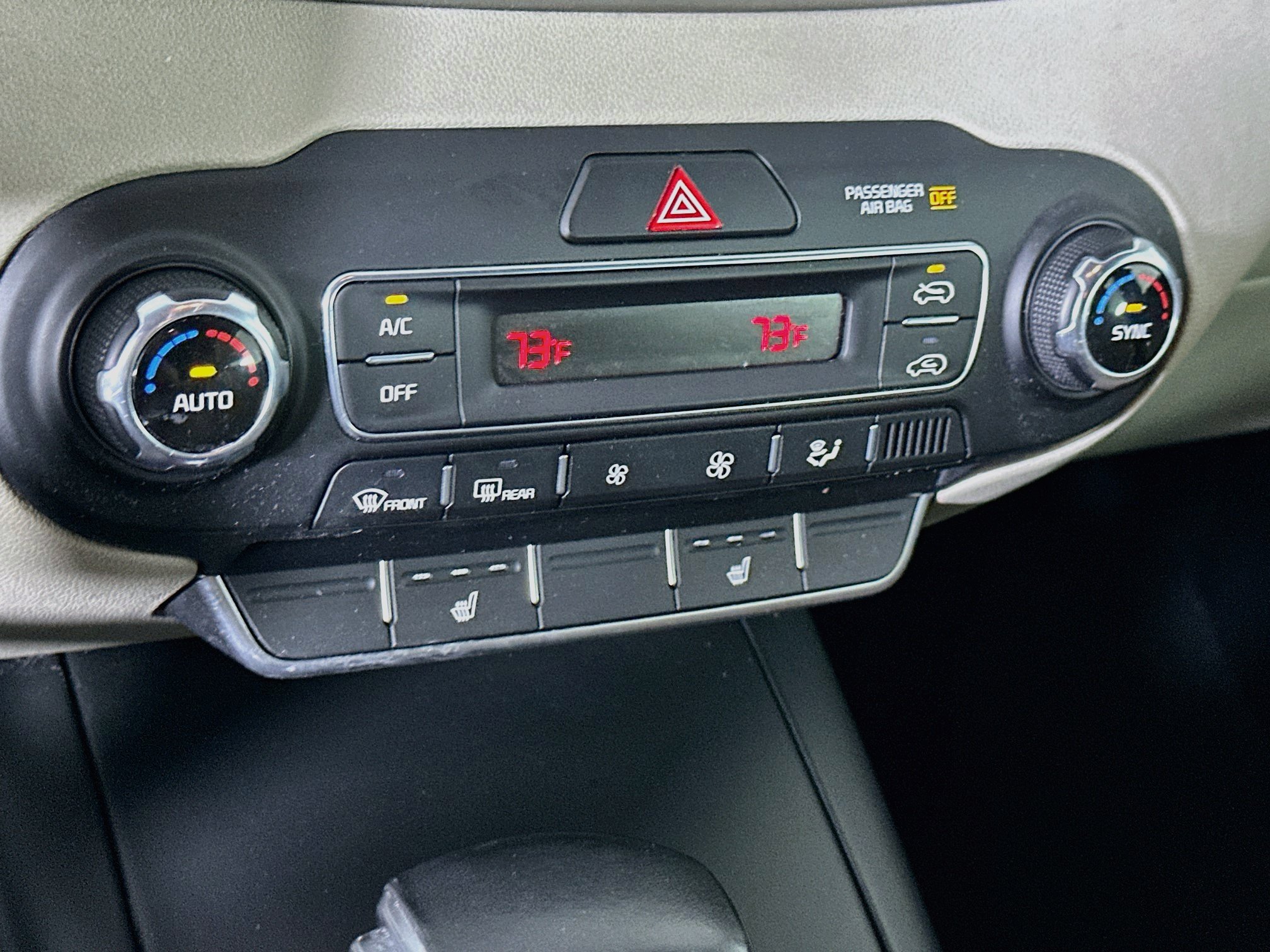 Used 2019 Kia Sorento AWD w/ LX Convenience Package image 23