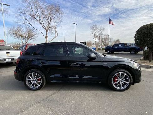 Used 2024 Audi Q5 e Premium Plus image 2