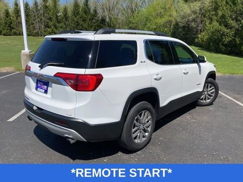 Used 2017 GMC Acadia SLE FWD image 4