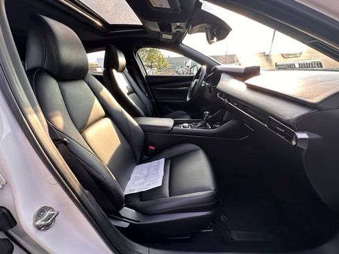 Used 2024 MAZDA MAZDA3 s FWD image 28