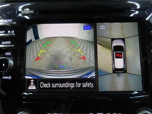 Used 2024 Nissan Murano Platinum AWD/4WD image 13