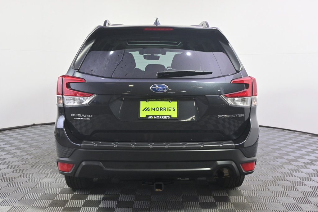 Used 2019 Subaru Forester Premium AWD/4WD image 5