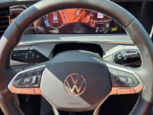 Used 2025 Volkswagen Tiguan S FWD image 21