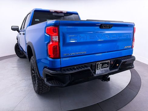 Used 2025 Chevrolet Silverado 1500 ZR2 w/ Technology Package AWD/4WD image 13