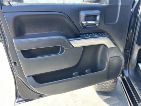 Used 2017 Chevrolet Silverado 1500 LT w/ LT Fleet Convenience Package RWD image 8