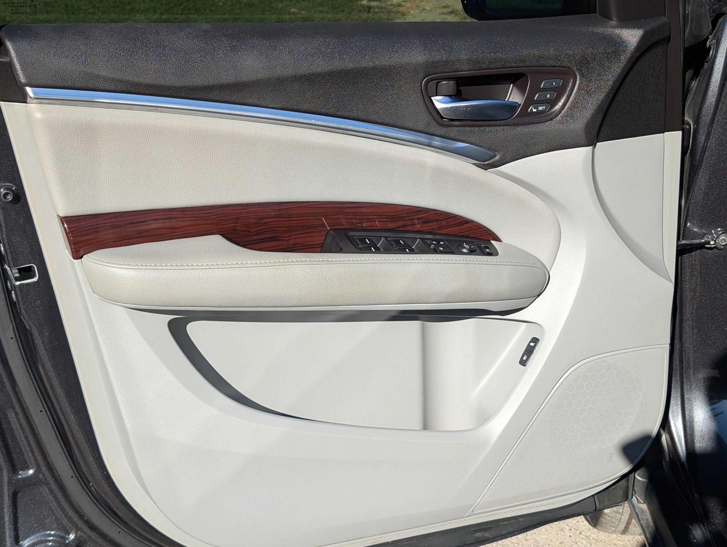 Used 2015 Acura MDX w/ Technology Package FWD image 17