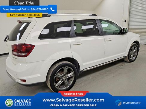 Used 2018 Dodge Journey Crossroad w/ Driver Convenience Group FWD image 4
