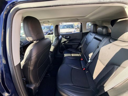 Used 2020 Jeep Compass Latitude image 25