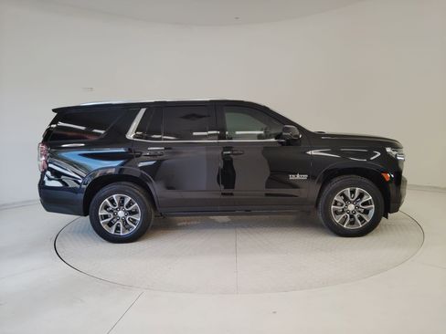 Used 2024 Chevrolet Tahoe LT w/ Luxury Package image 8