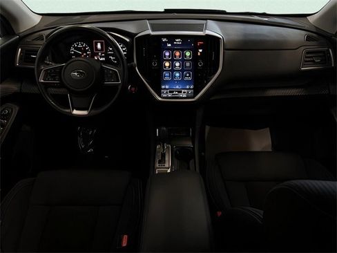 Used 2024 Subaru Ascent Premium w/ Convenience Package image 16