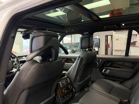 Used 2021 Land Rover Range Rover Westminster Edition image 51