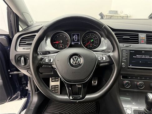 Used 2017 Volkswagen Golf Alltrack SE image 14