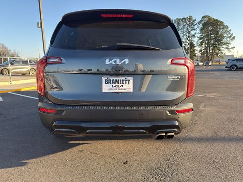Used 2022 Kia Telluride EX w/ EX Premium Package image 6