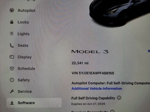 Used 2023 Tesla Model 3 Standard Range image 13