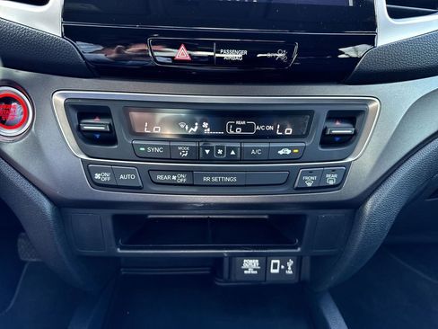 Used 2020 Honda Ridgeline Sport image 18