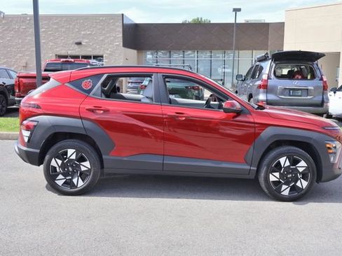 Used 2024 Hyundai Kona SEL AWD/4WD image 7