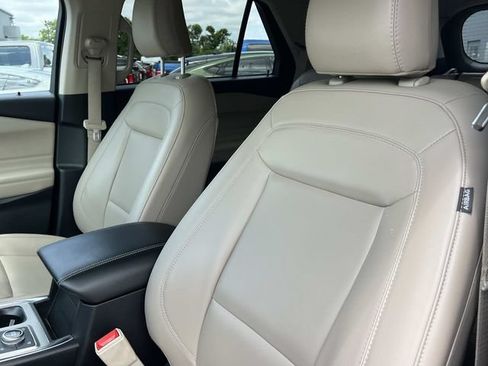 Certified 2024 Ford Explorer XLT w/ Equipment Group 202A AWD/4WD image 35