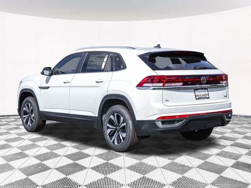 New 2026 Volkswagen Atlas Cross Sport SE image 16