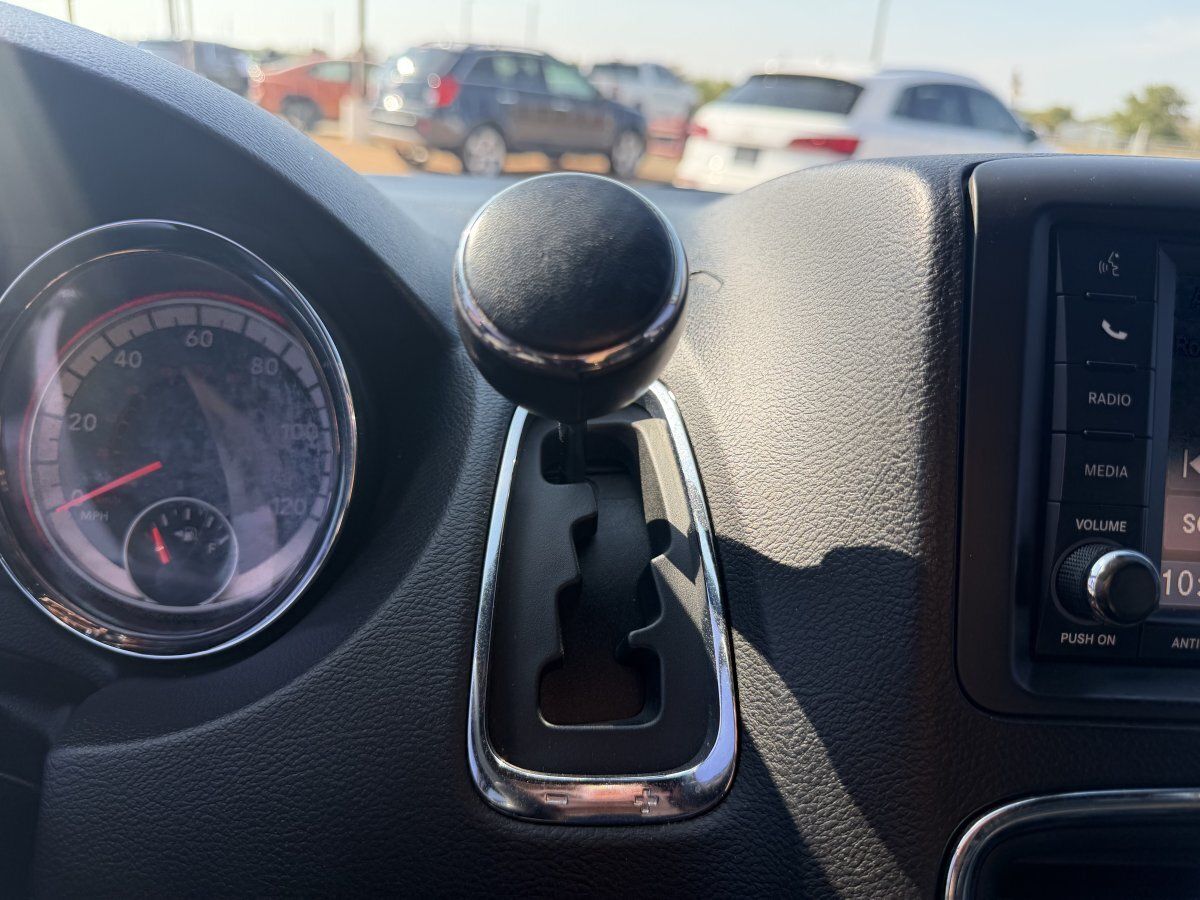 Used 2019 Dodge Grand Caravan GT FWD image 29