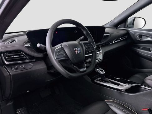 Certified 2024 Buick Envista Avenir FWD image 11