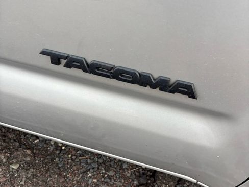 Used 2010 Toyota Tacoma 2WD Access Cab image 30
