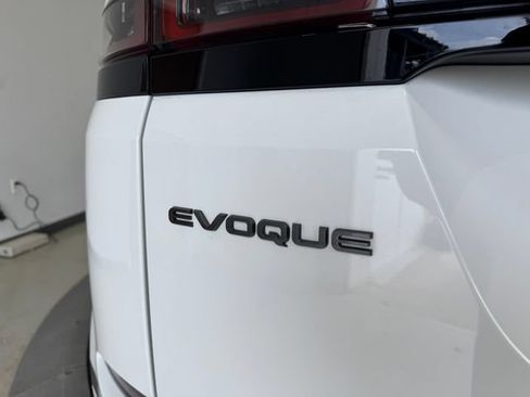 Used 2023 Land Rover Range Rover Evoque R-Dynamic S AWD/4WD image 48