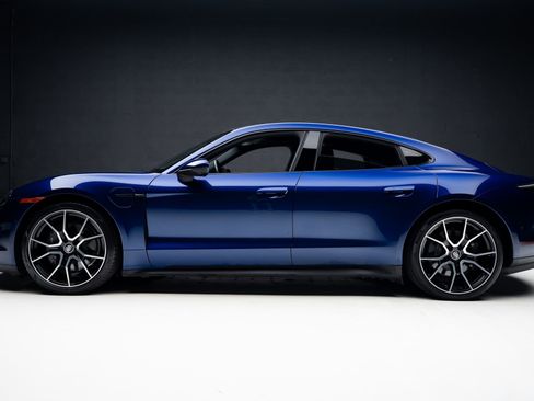 Used 2023 Porsche Taycan w/ Premium Package image 16